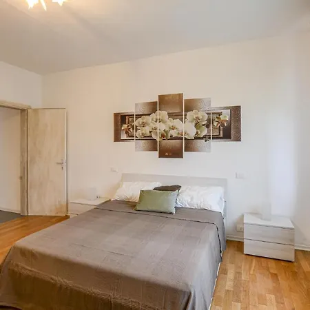 1 Bedroom Cozy In